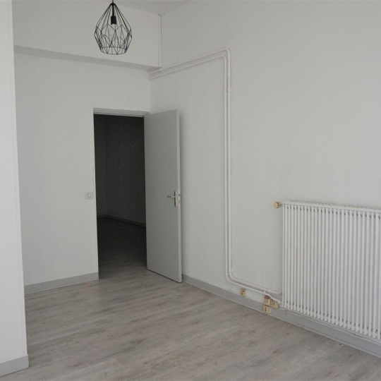  REPUBLIQUE IMMOBILIER : Local / Bureau | SENS (89100) | 43 m2 | 750 € 