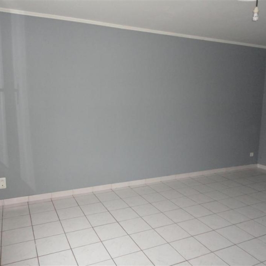  REPUBLIQUE IMMOBILIER : Appartement | SENS (89100) | 38 m2 | 440 € 