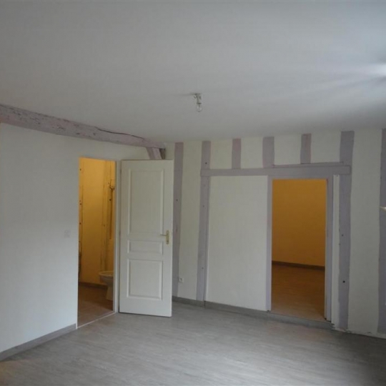  REPUBLIQUE IMMOBILIER : Apartment | SENS (89100) | 37 m2 | 395 € 