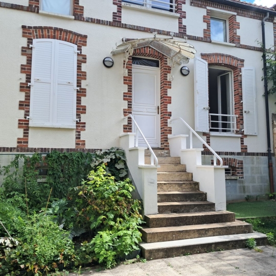  REPUBLIQUE IMMOBILIER : Maison / Villa | SENS (89100) | 102 m2 | 895 € 