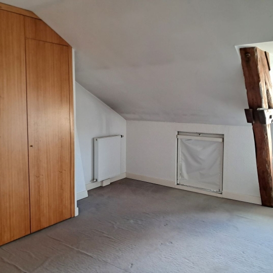  REPUBLIQUE IMMOBILIER : Maison / Villa | SENS (89100) | 102 m2 | 895 € 