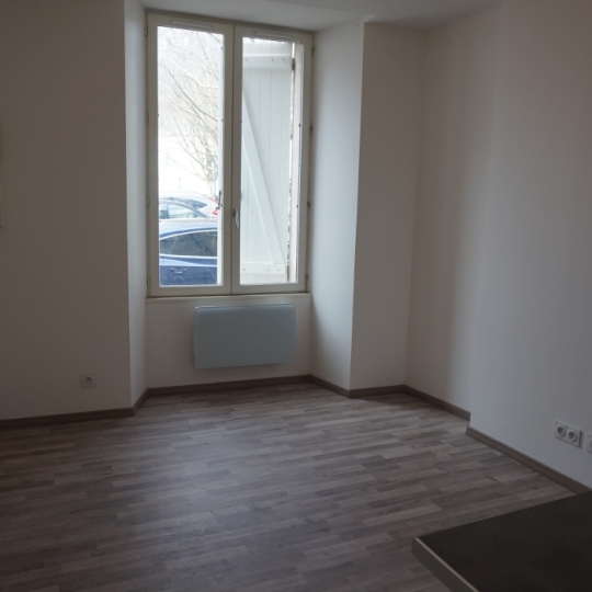  REPUBLIQUE IMMOBILIER : Appartement | SENS (89100) | 28 m2 | 390 € 