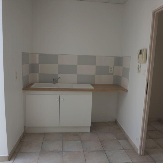  REPUBLIQUE IMMOBILIER : Appartement | SENS (89100) | 102 m2 | 750 € 