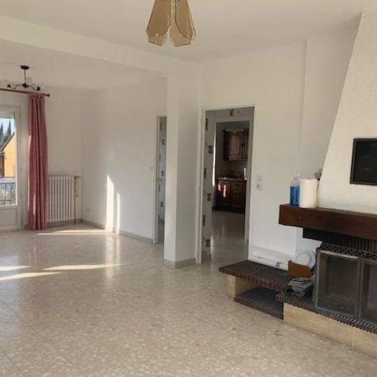  REPUBLIQUE IMMOBILIER : House | MAILLOT (89100) | 119 m2 | 1 150 &euro; 