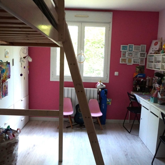  REPUBLIQUE IMMOBILIER : Appartement | SENS (89100) | 99 m2 | 780 € 