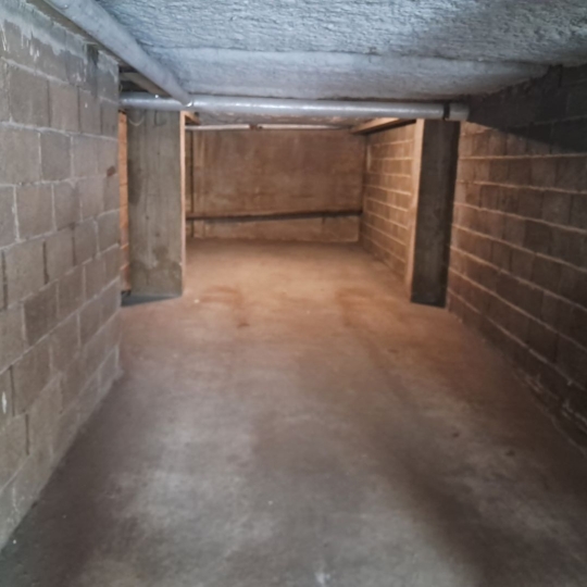  REPUBLIQUE IMMOBILIER : Garage / Parking | SENS (89100) | 28 m2 | 122 &euro; 