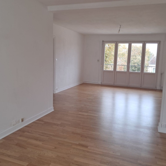REPUBLIQUE IMMOBILIER : Appartement | SENS (89100) | 67.80m2 | 675 € 