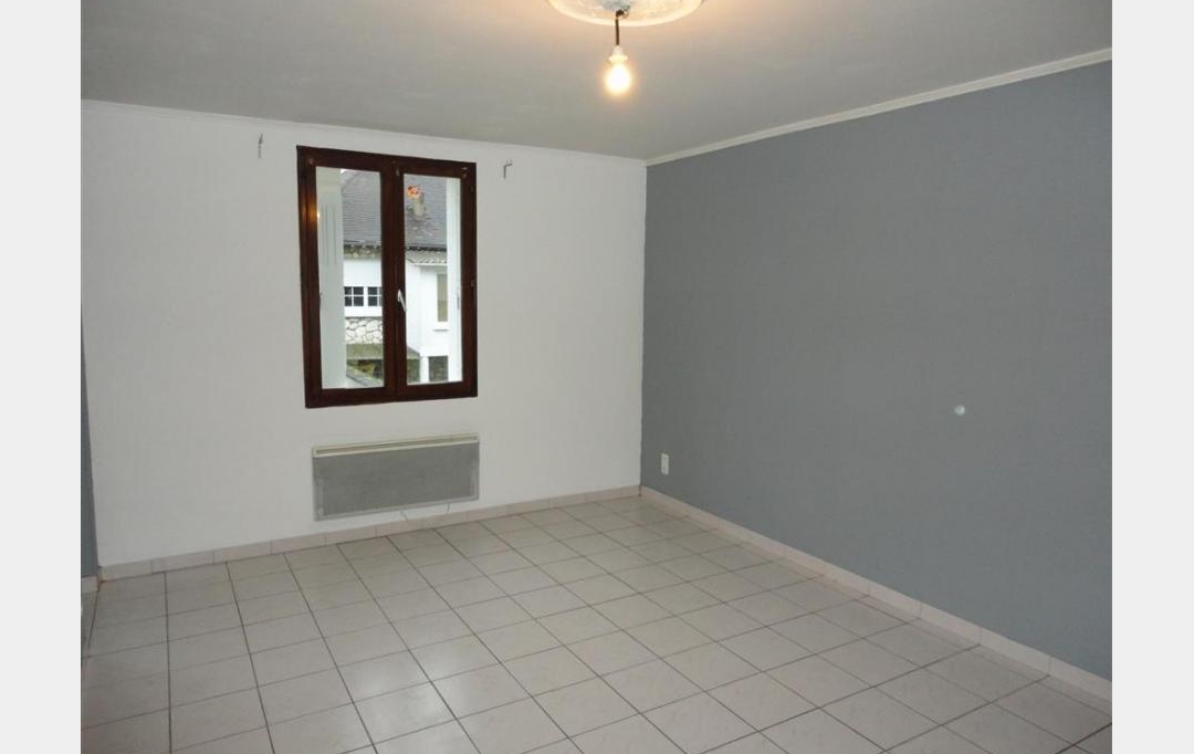 REPUBLIQUE IMMOBILIER : Appartement | SENS (89100) | 38 m2 | 440 € 