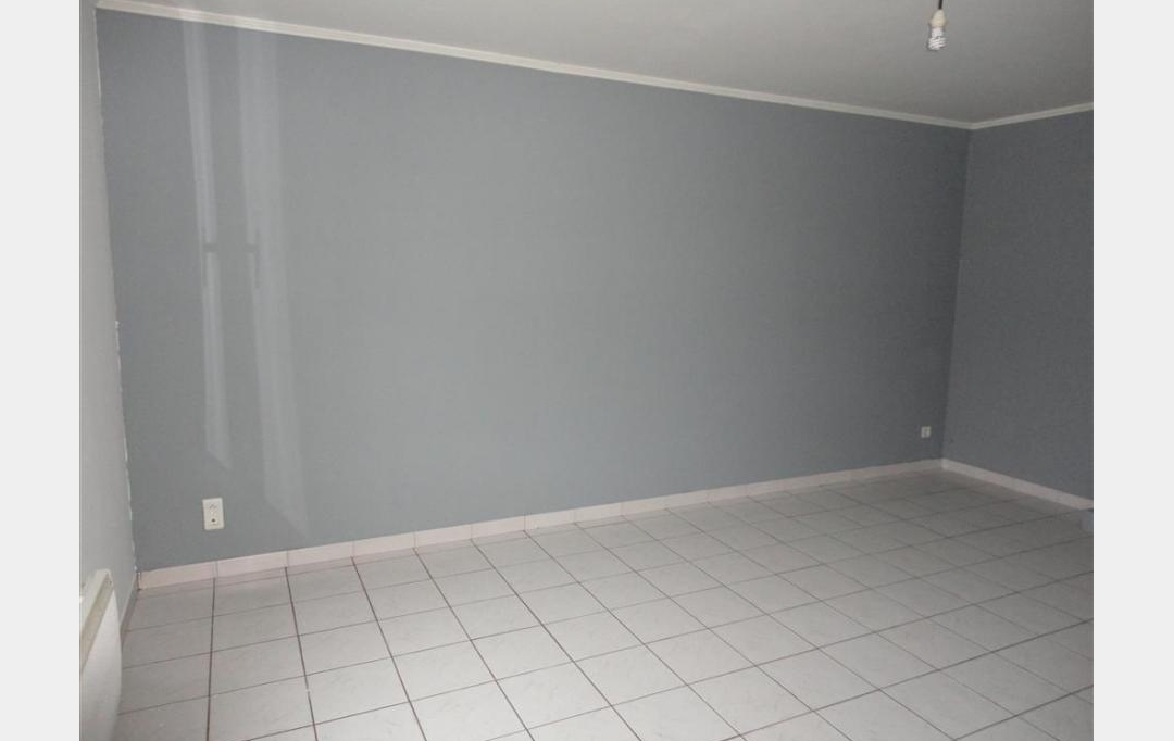REPUBLIQUE IMMOBILIER : Appartement | SENS (89100) | 38 m2 | 440 € 