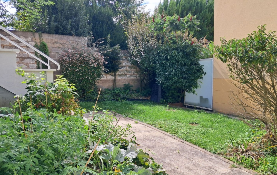 REPUBLIQUE IMMOBILIER : Maison / Villa | SENS (89100) | 102 m2 | 895 € 