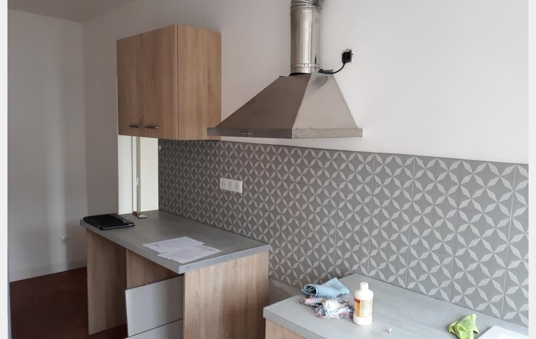 REPUBLIQUE IMMOBILIER : Maison / Villa | GRON (89100) | 63 m2 | 636 € 