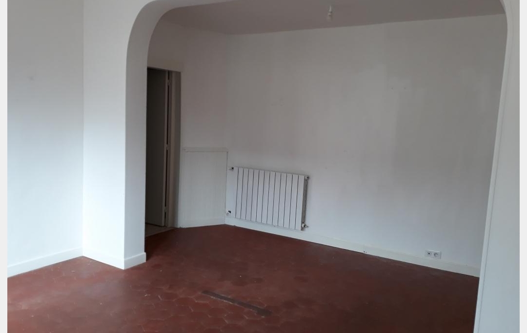REPUBLIQUE IMMOBILIER : Maison / Villa | GRON (89100) | 63 m2 | 636 € 