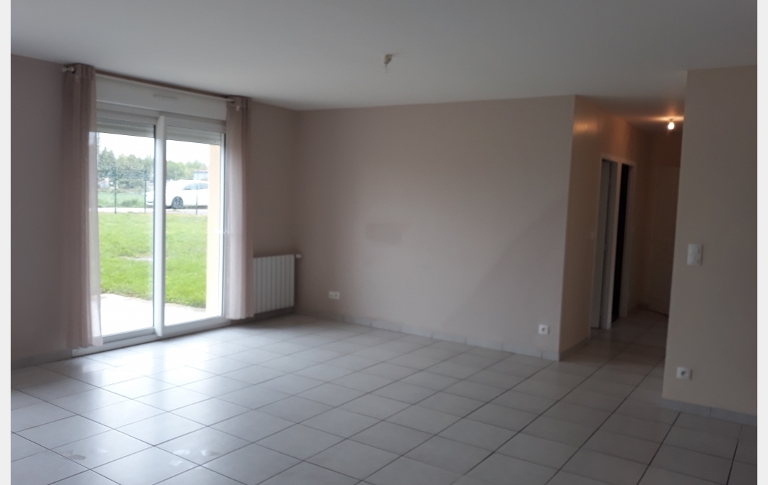 REPUBLIQUE IMMOBILIER : Maison / Villa | SENS (89100) | 90 m2 | 830 &euro; 