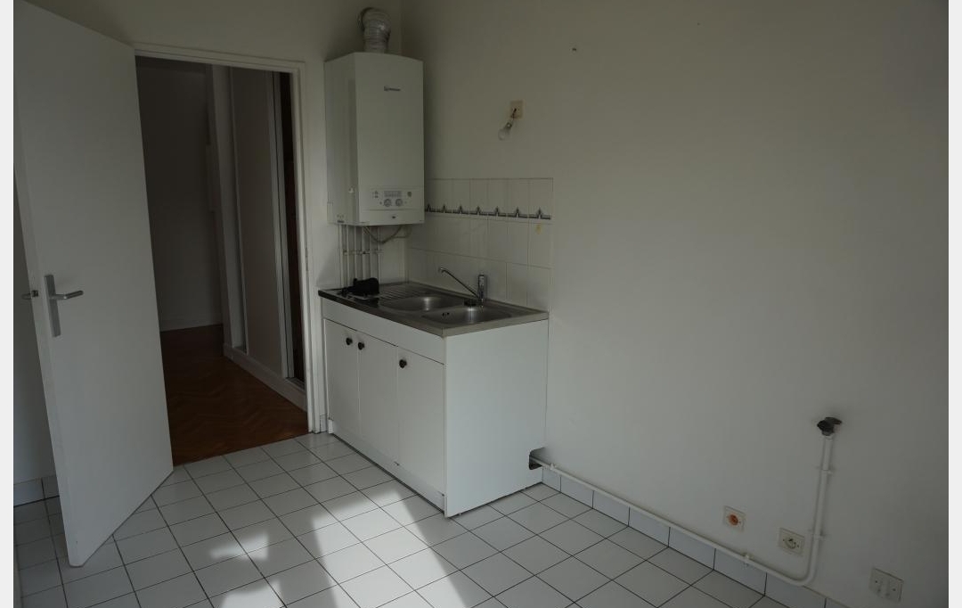 REPUBLIQUE IMMOBILIER : Appartement | SENS (89100) | 51 m2 | 530 € 