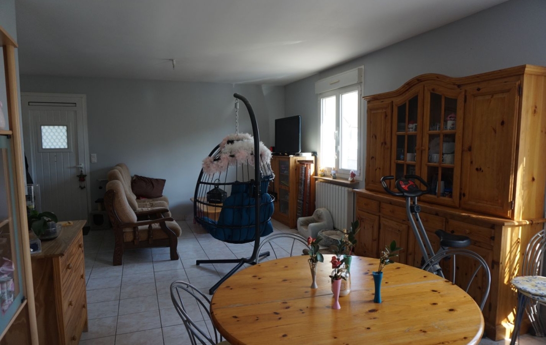 REPUBLIQUE IMMOBILIER : Appartement | SENS (89100) | 97 m2 | 780 € 