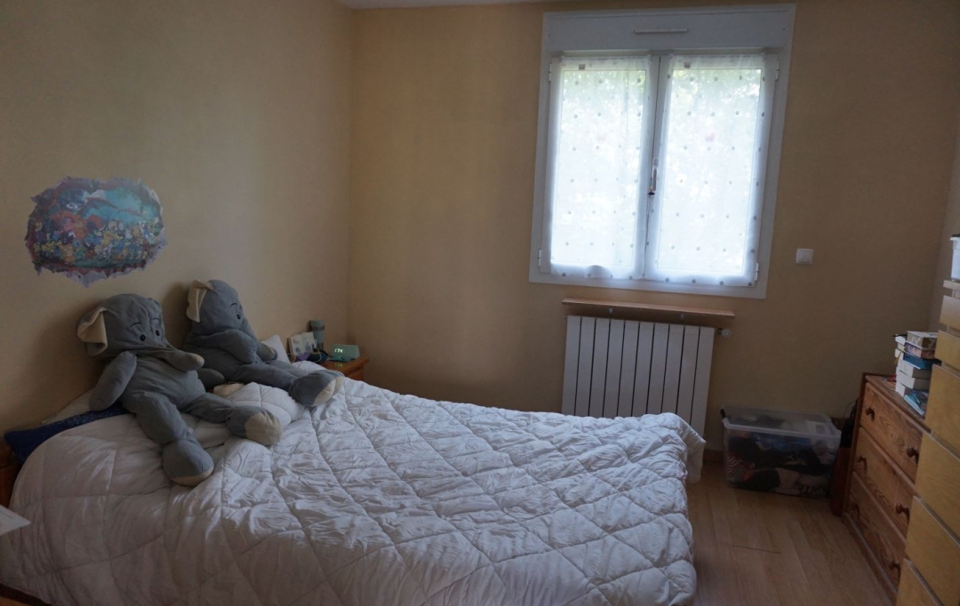 REPUBLIQUE IMMOBILIER : Appartement | SENS (89100) | 97 m2 | 780 € 