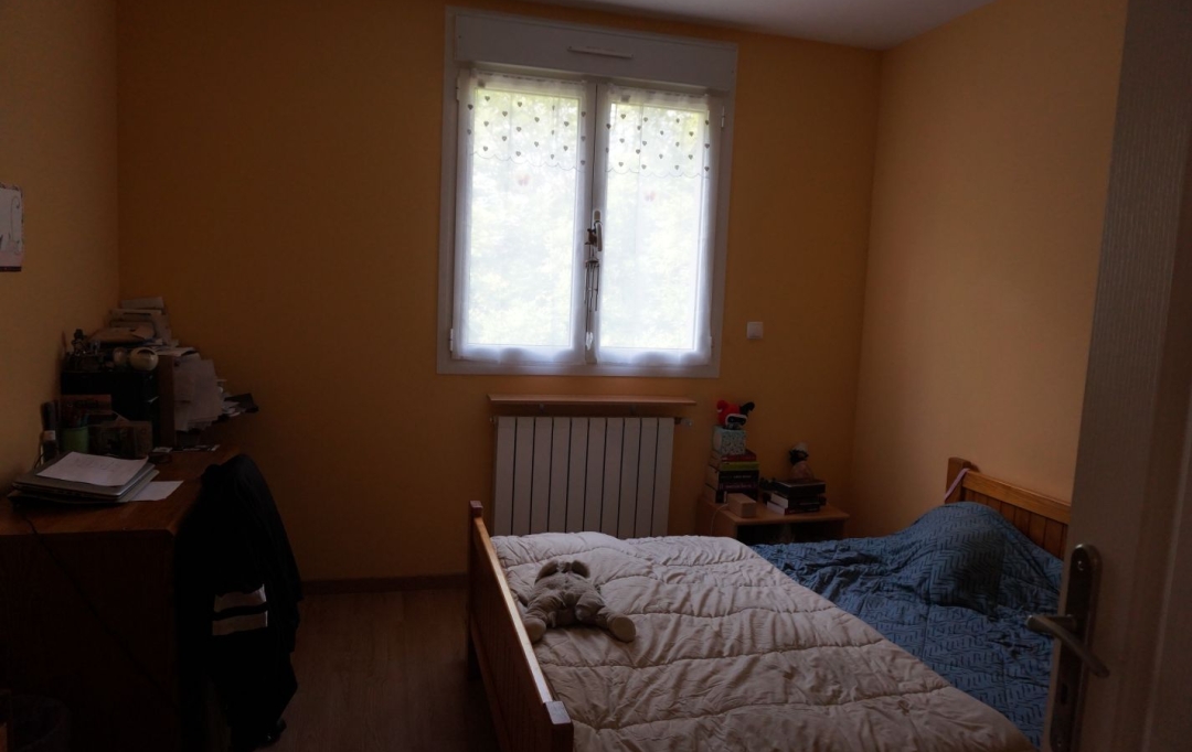REPUBLIQUE IMMOBILIER : Appartement | SENS (89100) | 97 m2 | 780 € 