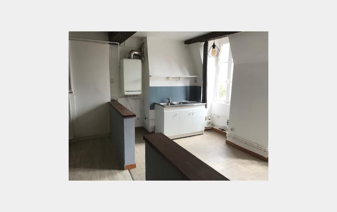 REPUBLIQUE IMMOBILIER : Appartement | JOIGNY (89300) | 68 m2 | 385 € 