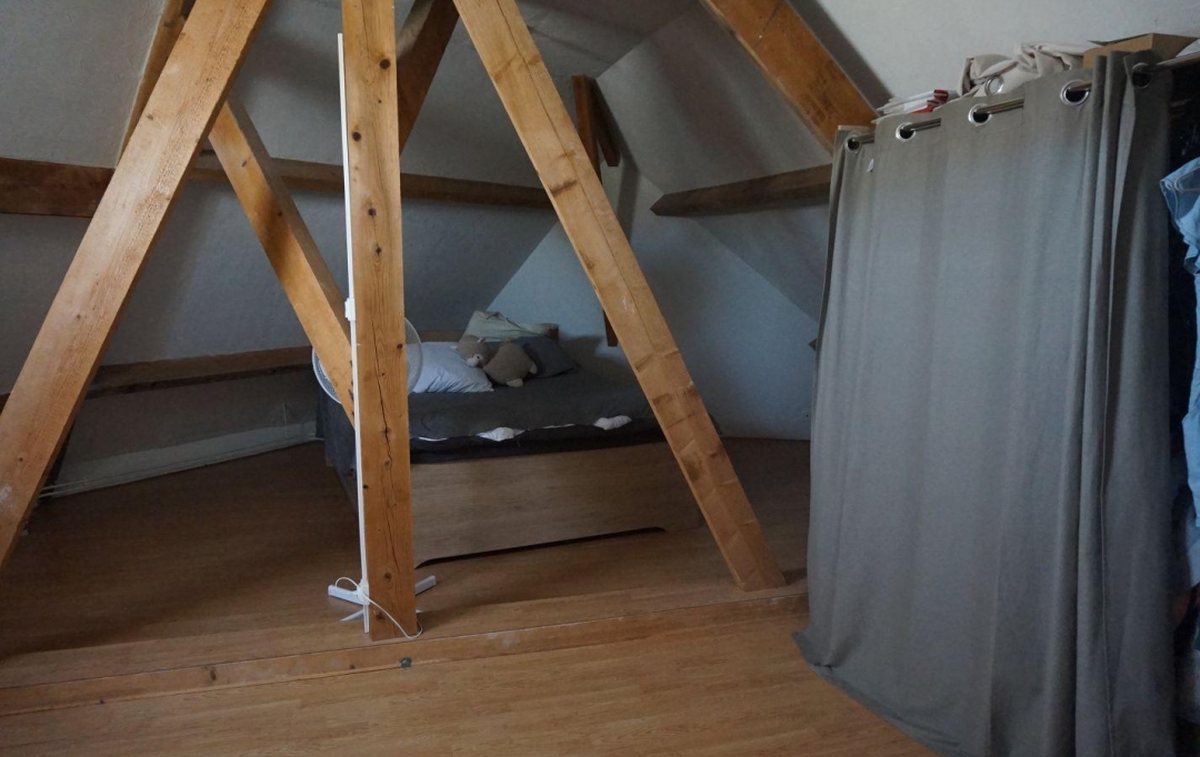 REPUBLIQUE IMMOBILIER : Apartment | SENS (89100) | 83 m2 | 760 € 