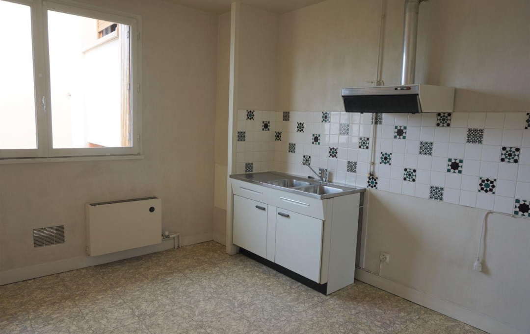 REPUBLIQUE IMMOBILIER : Appartement | SENS (89100) | 59 m2 | 567 € 