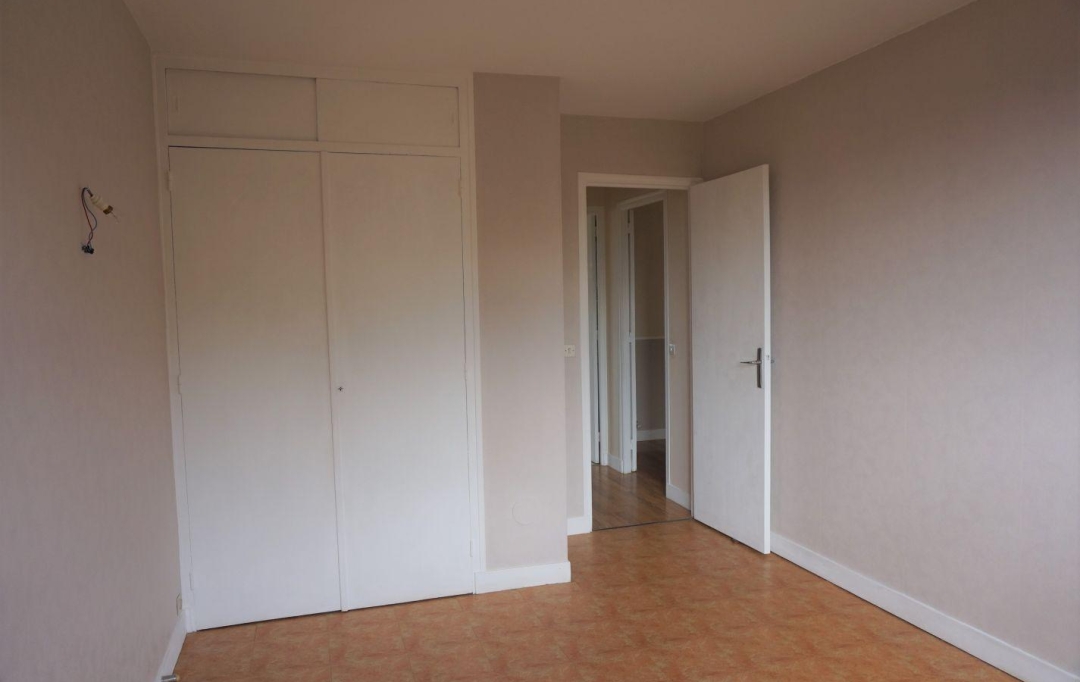 REPUBLIQUE IMMOBILIER : Appartement | SENS (89100) | 59 m2 | 567 € 