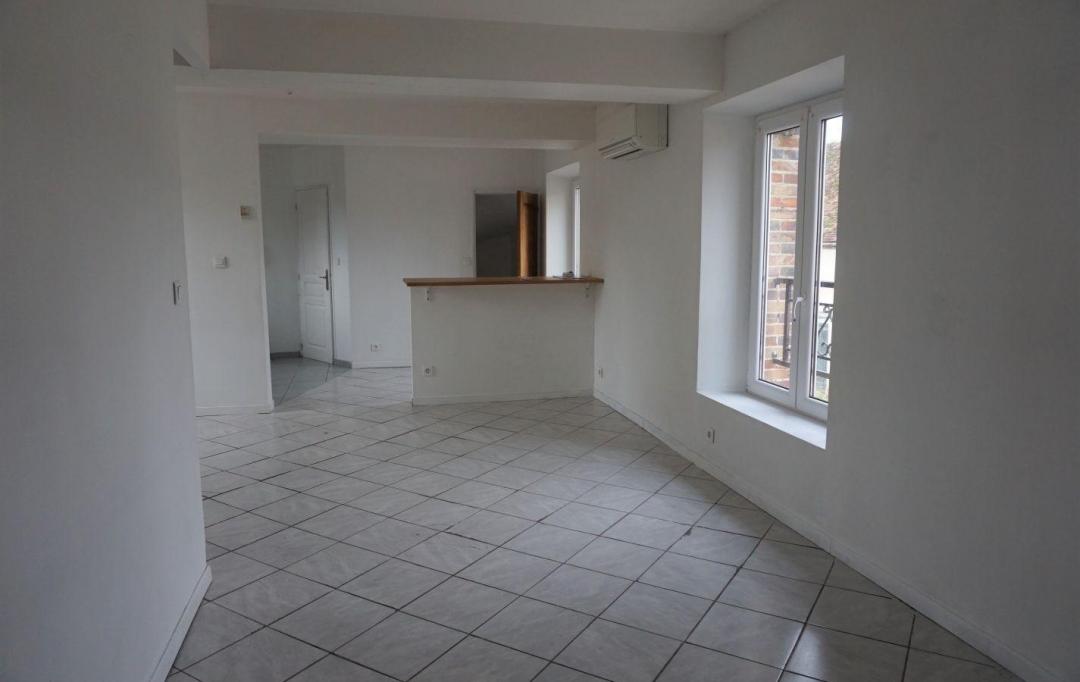 REPUBLIQUE IMMOBILIER : Appartement | MALAY-LE-GRAND (89100) | 82 m2 | 640 € 