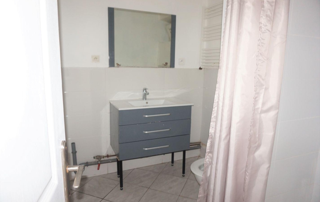 REPUBLIQUE IMMOBILIER : Appartement | MALAY-LE-GRAND (89100) | 82 m2 | 640 € 