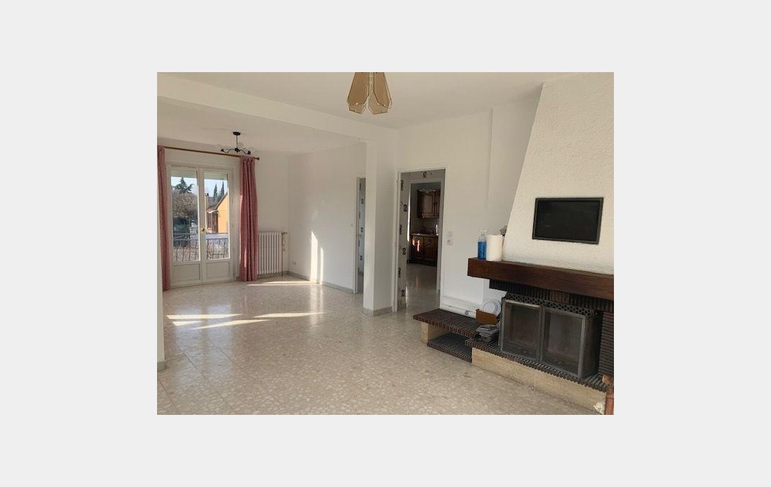 REPUBLIQUE IMMOBILIER : House | MAILLOT (89100) | 119 m2 | 1 150 &euro; 