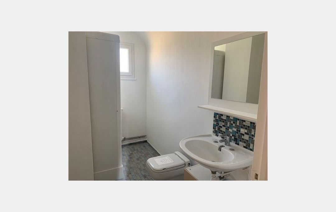 REPUBLIQUE IMMOBILIER : House | MAILLOT (89100) | 119 m2 | 1 150 &euro; 