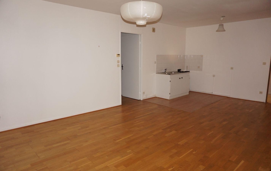 REPUBLIQUE IMMOBILIER : Appartement | THORIGNY-SUR-OREUSE (89260) | 50 m2 | 630 € 