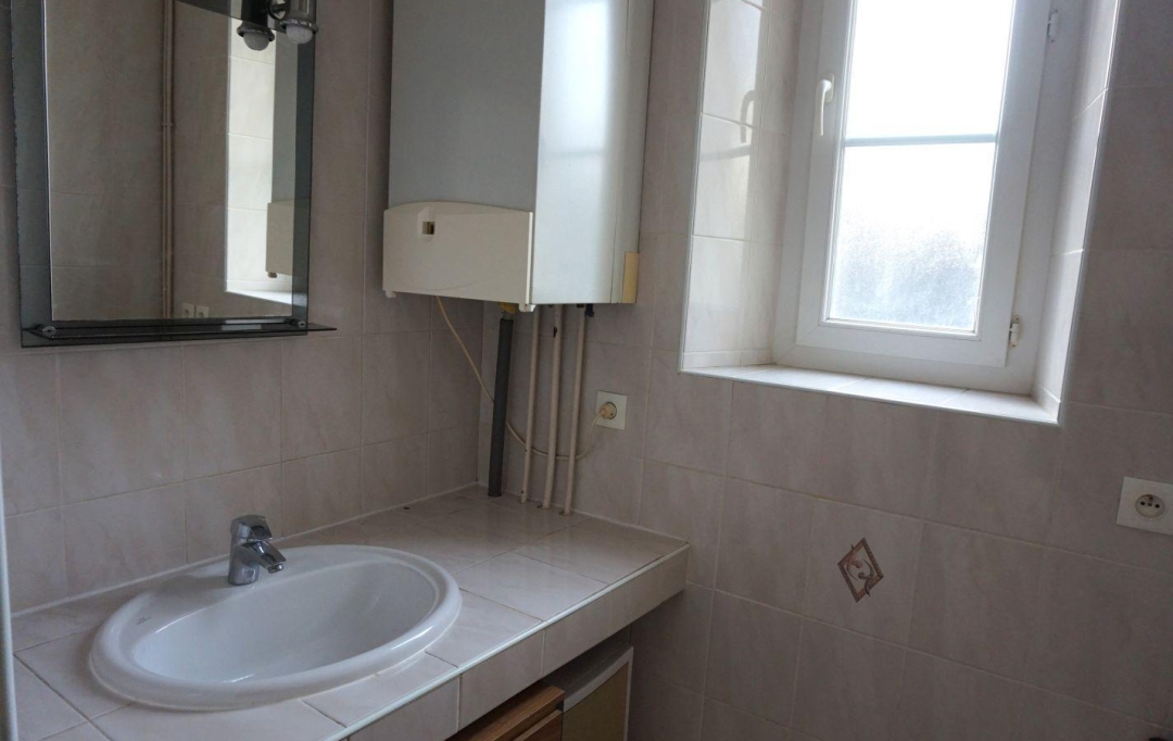 REPUBLIQUE IMMOBILIER : Appartement | SENS (89100) | 42 m2 | 585 € 