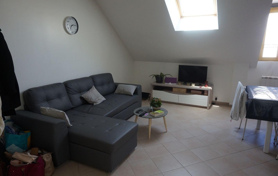 REPUBLIQUE IMMOBILIER : Apartment | SENS (89100) | 40 m2 | 525 € 