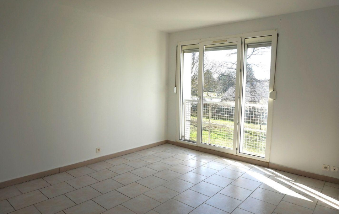 REPUBLIQUE IMMOBILIER : Appartement | SENS (89100) | 42 m2 | 570 € 