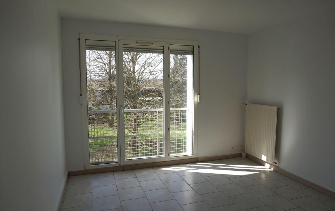 REPUBLIQUE IMMOBILIER : Appartement | SENS (89100) | 42 m2 | 570 € 