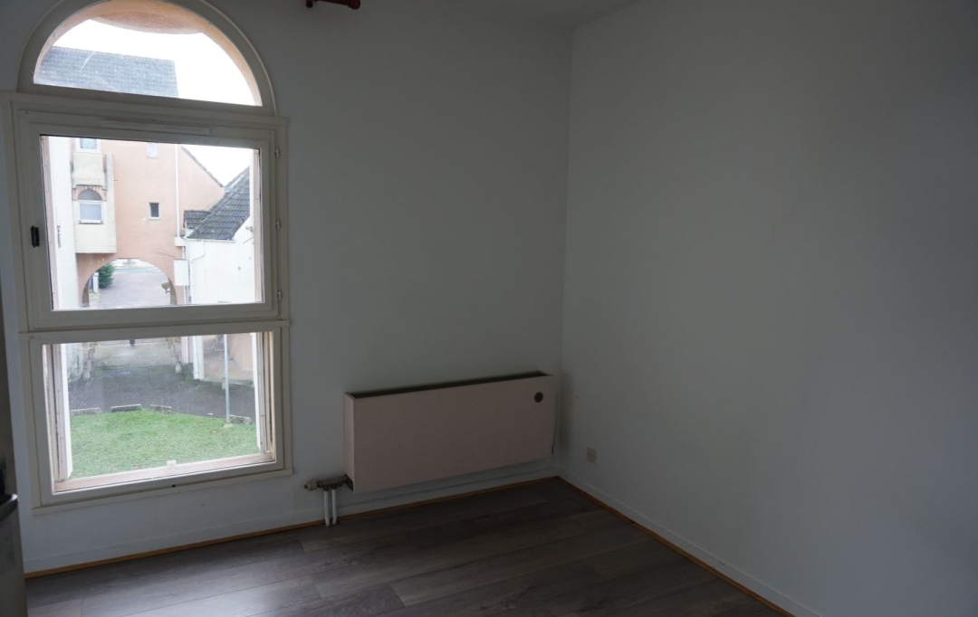 REPUBLIQUE IMMOBILIER : Appartement | PARON (89100) | 46 m2 | 560 € 