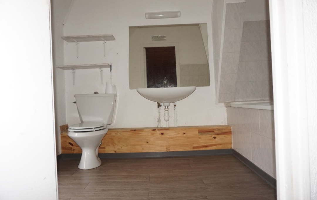 REPUBLIQUE IMMOBILIER : Maison / Villa | PARON (89100) | 57 m2 | 510 € 