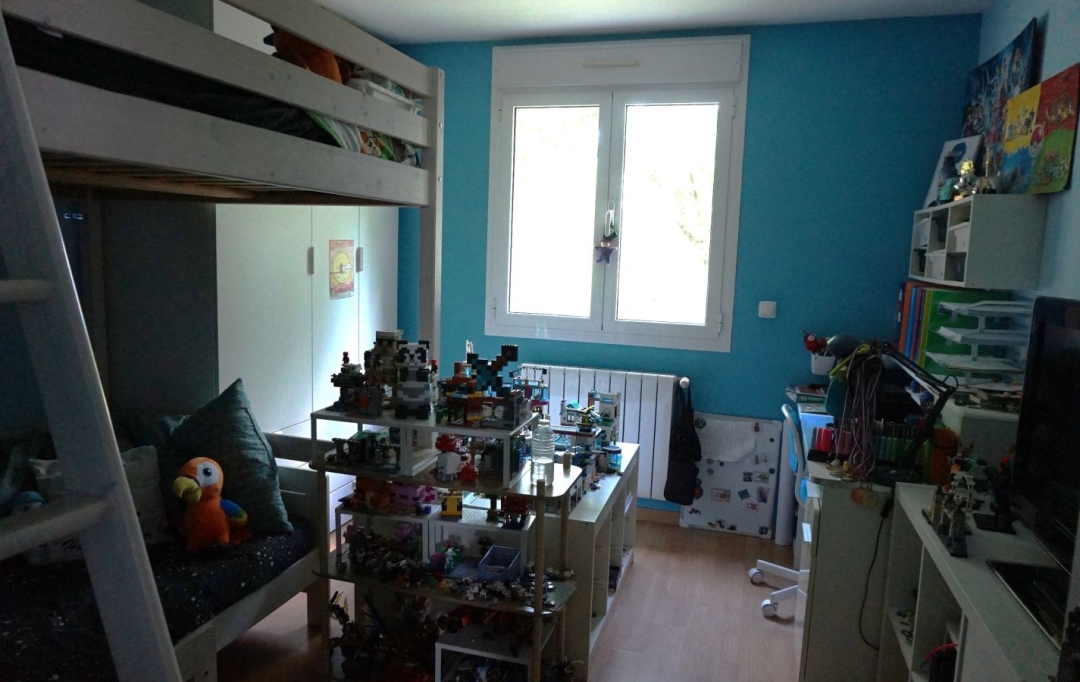 REPUBLIQUE IMMOBILIER : Appartement | SENS (89100) | 99 m2 | 780 € 