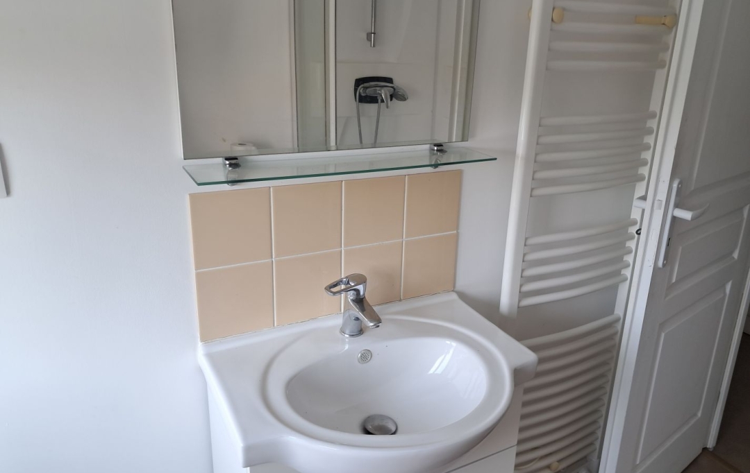 REPUBLIQUE IMMOBILIER : Apartment | SENS (89100) | 40 m2 | 518 € 
