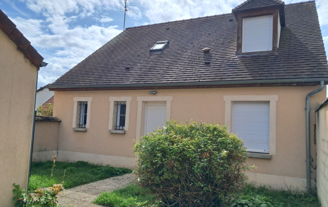 REPUBLIQUE IMMOBILIER : Maison / Villa | SENS (89100) | 100 m2 | 1 095 &euro; 