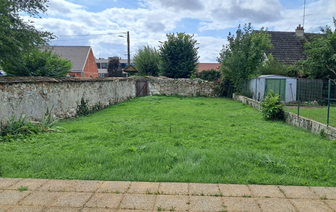 REPUBLIQUE IMMOBILIER : Maison / Villa | SENS (89100) | 100 m2 | 1 095 &euro; 
