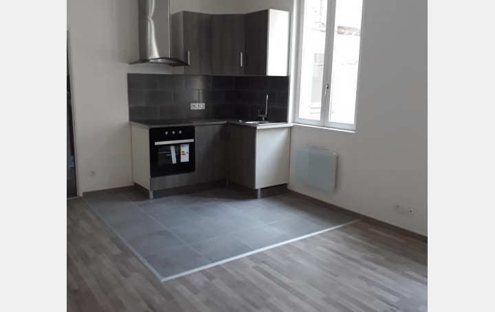 REPUBLIQUE IMMOBILIER : Apartment | SENS (89100) | 42 m2 | 500 € 