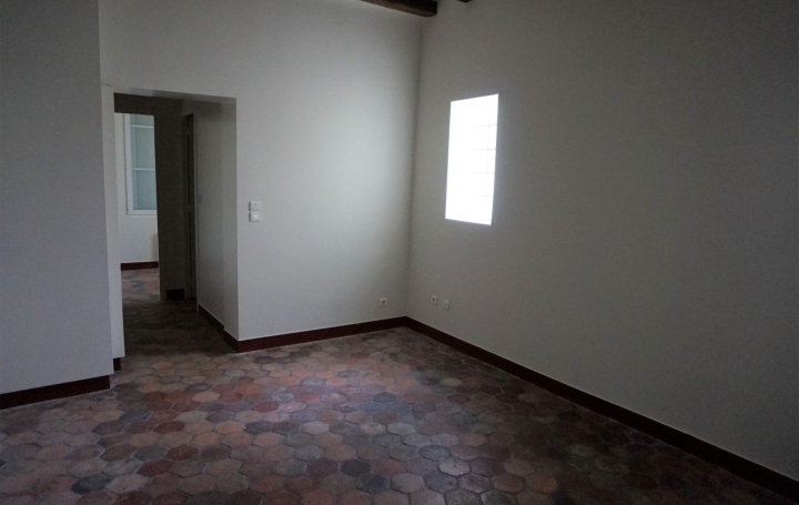 Appartement P2 SENS 36 m2 485 € Appartement P2 SENS 36 m2 485 €