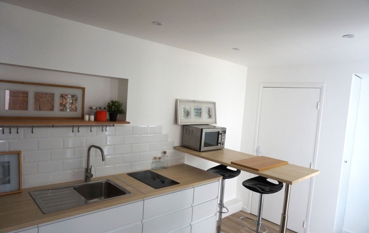 Appartement P1 SENS 23 m2 480 € Appartement P1 SENS 23 m2 480 €